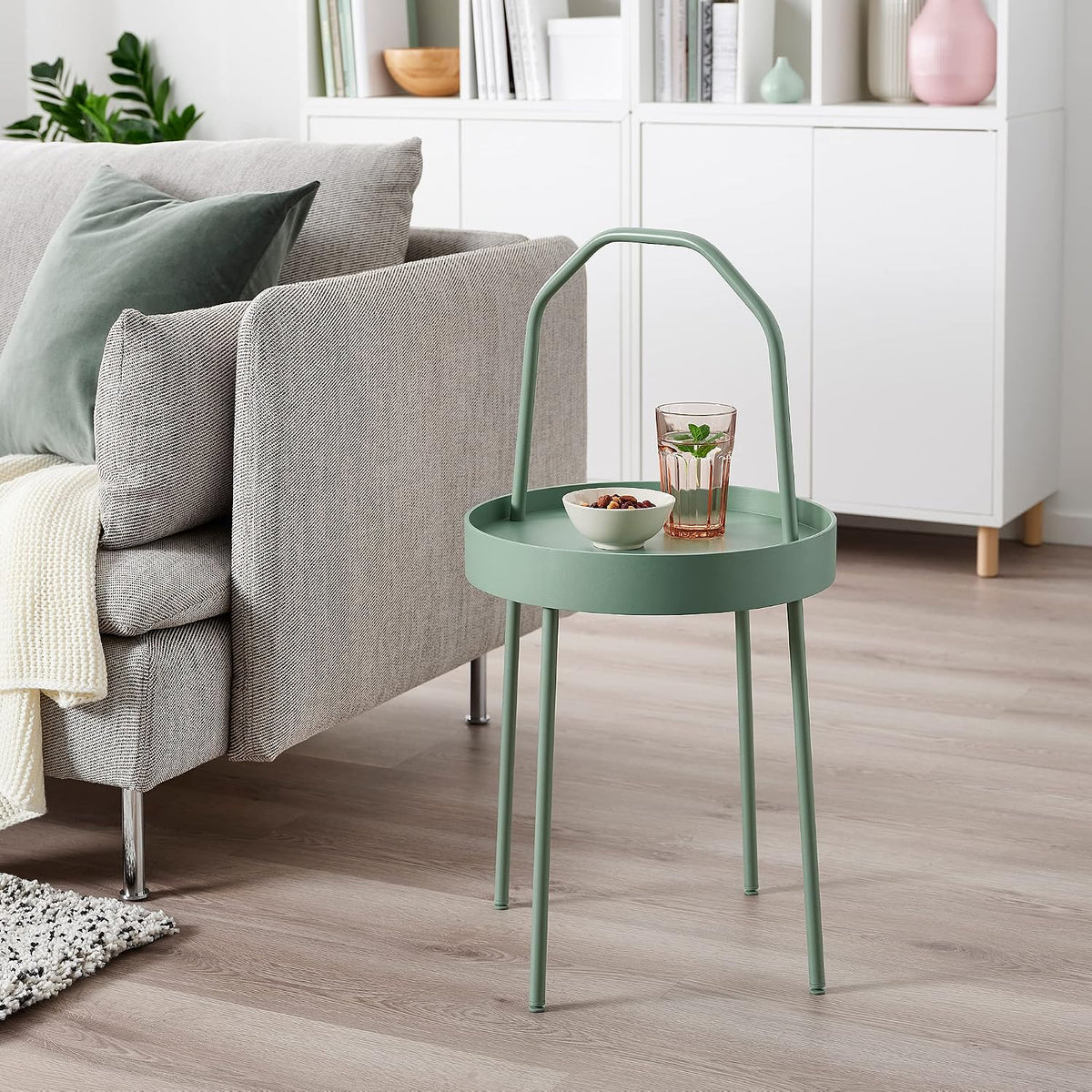 MESA REDONDA CON SOPORTE VERDE